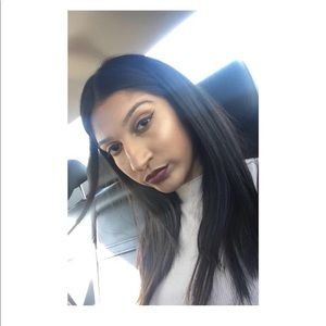 Meet your Posher, Aisha